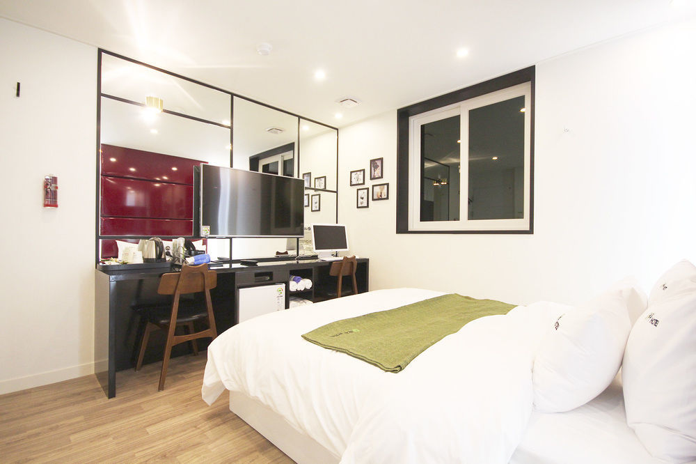Haru Hotel Gimhae Екстериор снимка