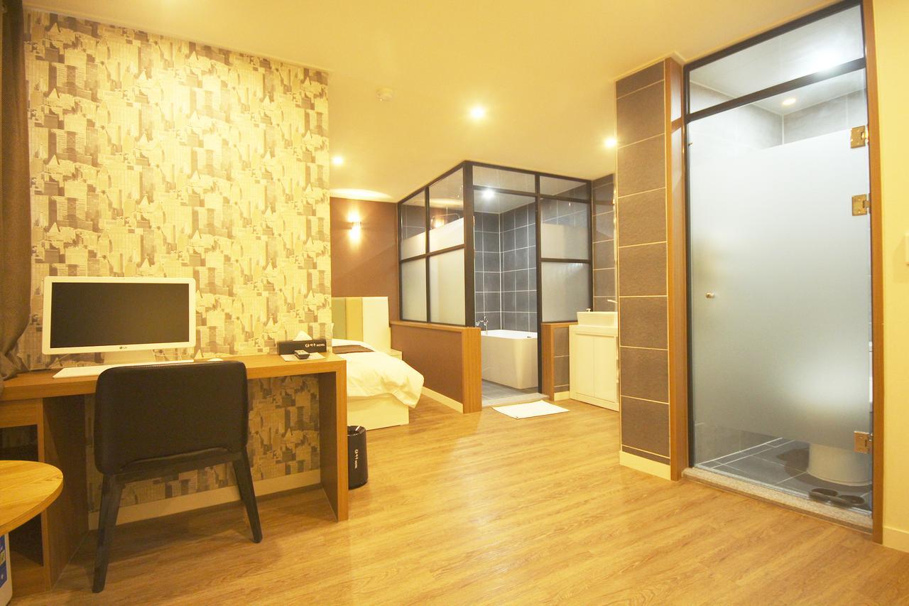 Haru Hotel Gimhae Екстериор снимка