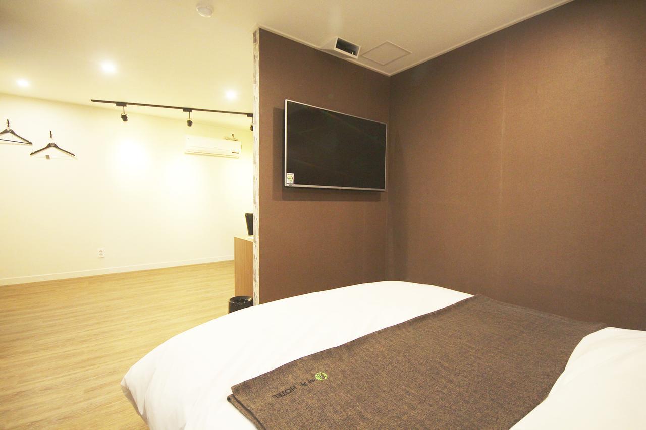 Haru Hotel Gimhae Екстериор снимка
