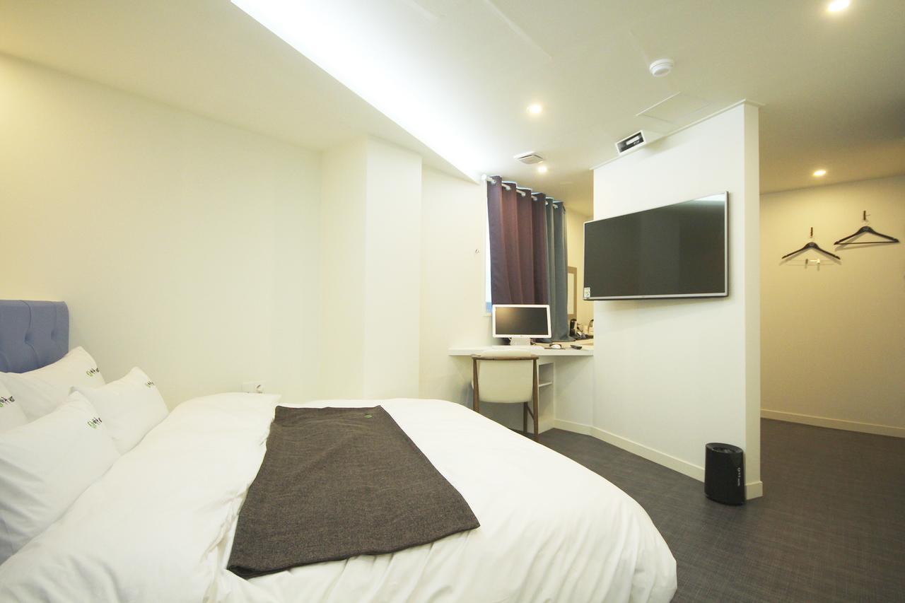 Haru Hotel Gimhae Екстериор снимка