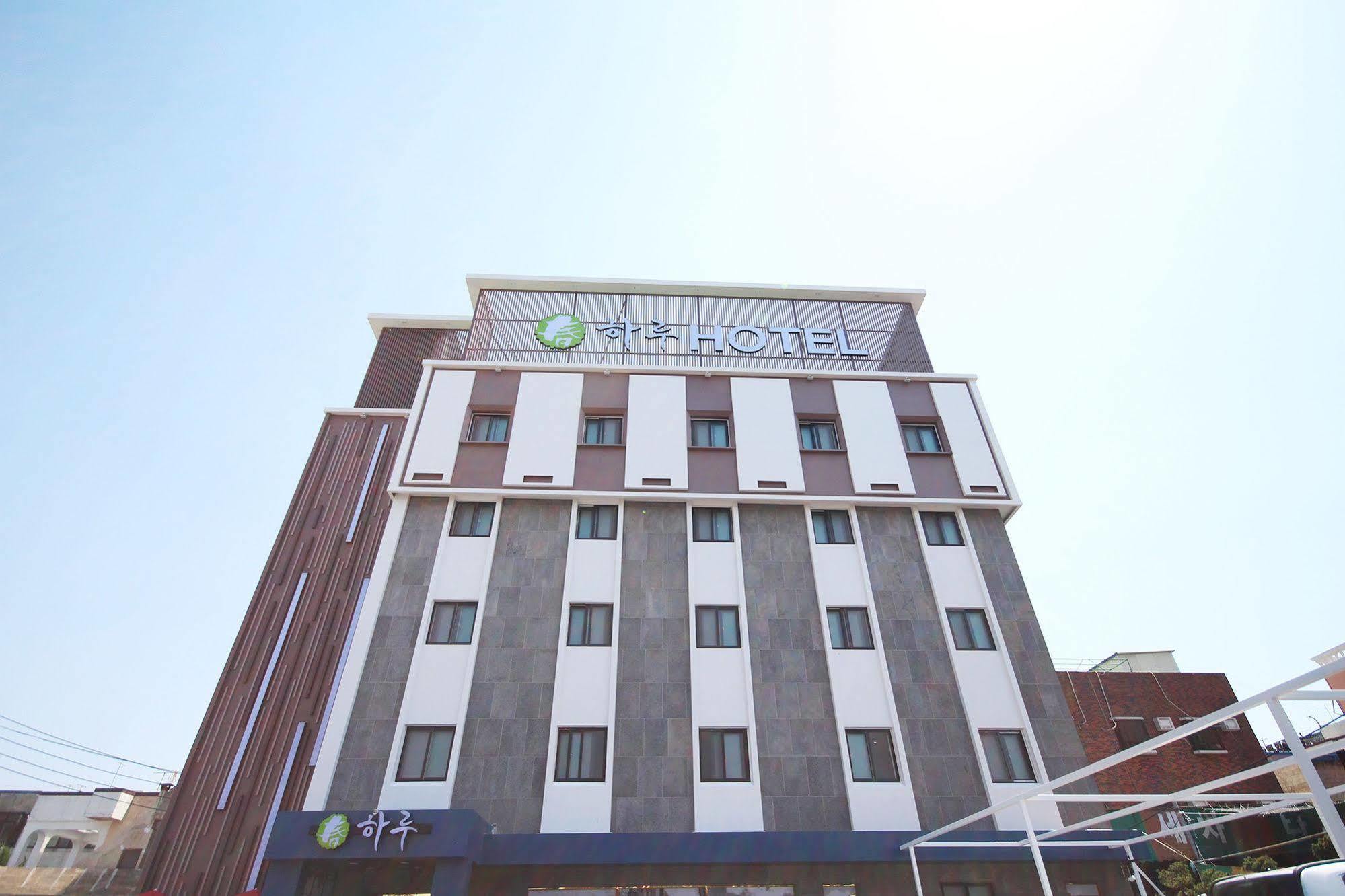 Haru Hotel Gimhae Екстериор снимка