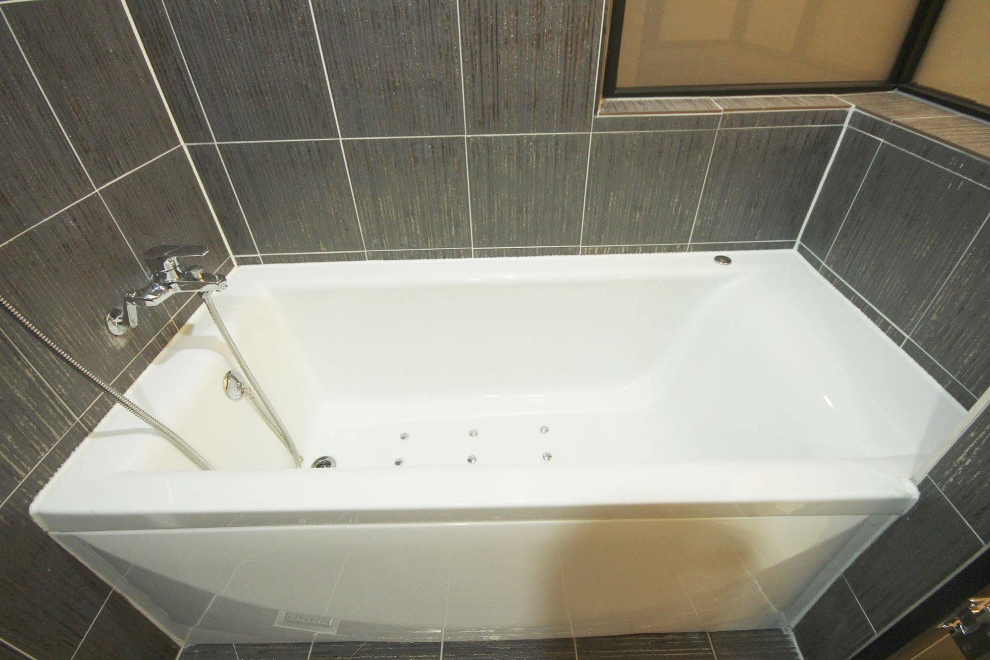Haru Hotel Gimhae Екстериор снимка
